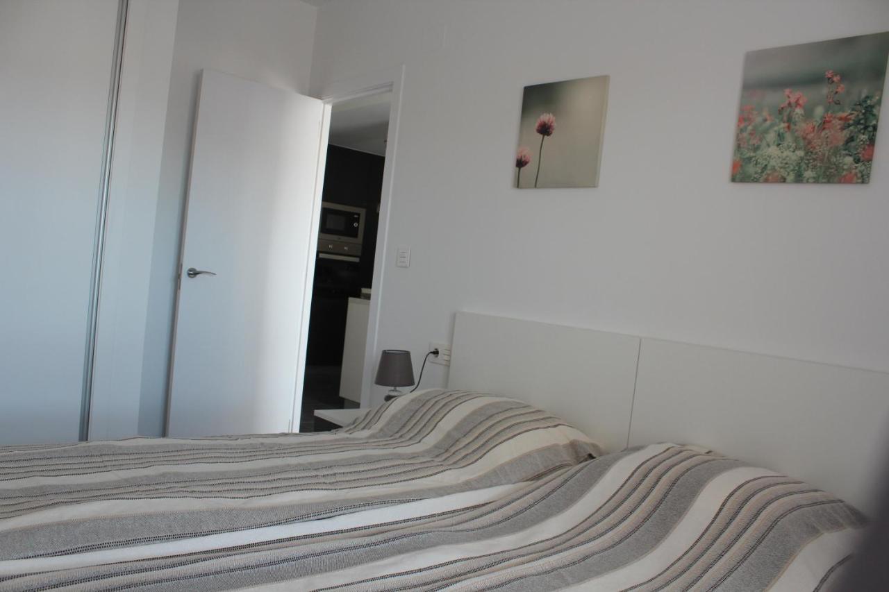 New Apartment With Sea View Of Andrew And Natallia Campoamor Extérieur photo