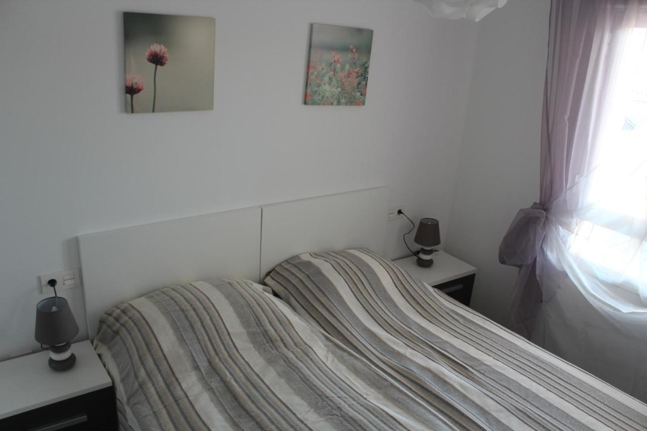 New Apartment With Sea View Of Andrew And Natallia Campoamor Extérieur photo